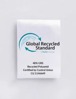 Beige ribbstickad tröja