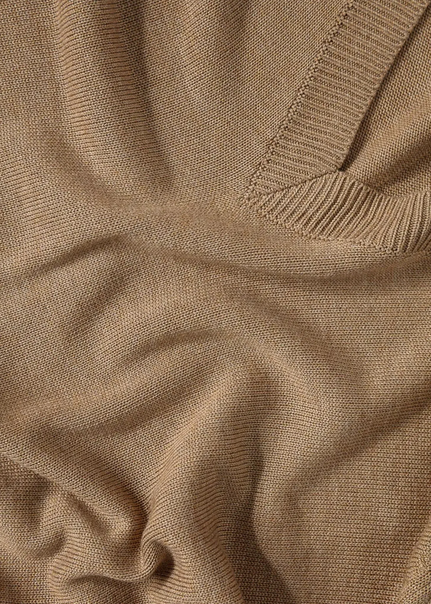 Beige stickad tröja