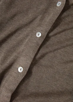 Enfärgad cardigan med krage