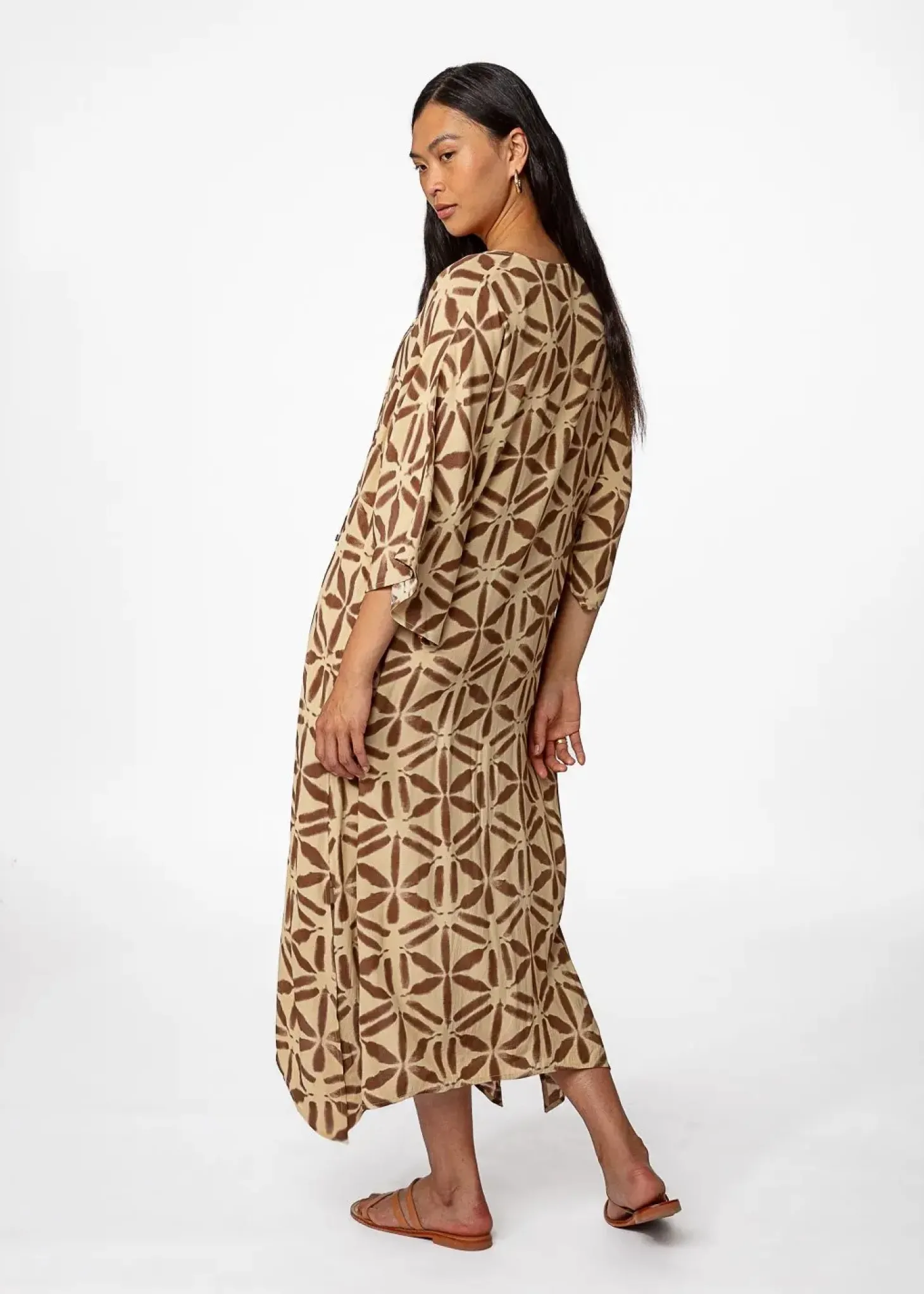 Lång mönstrad kaftan
