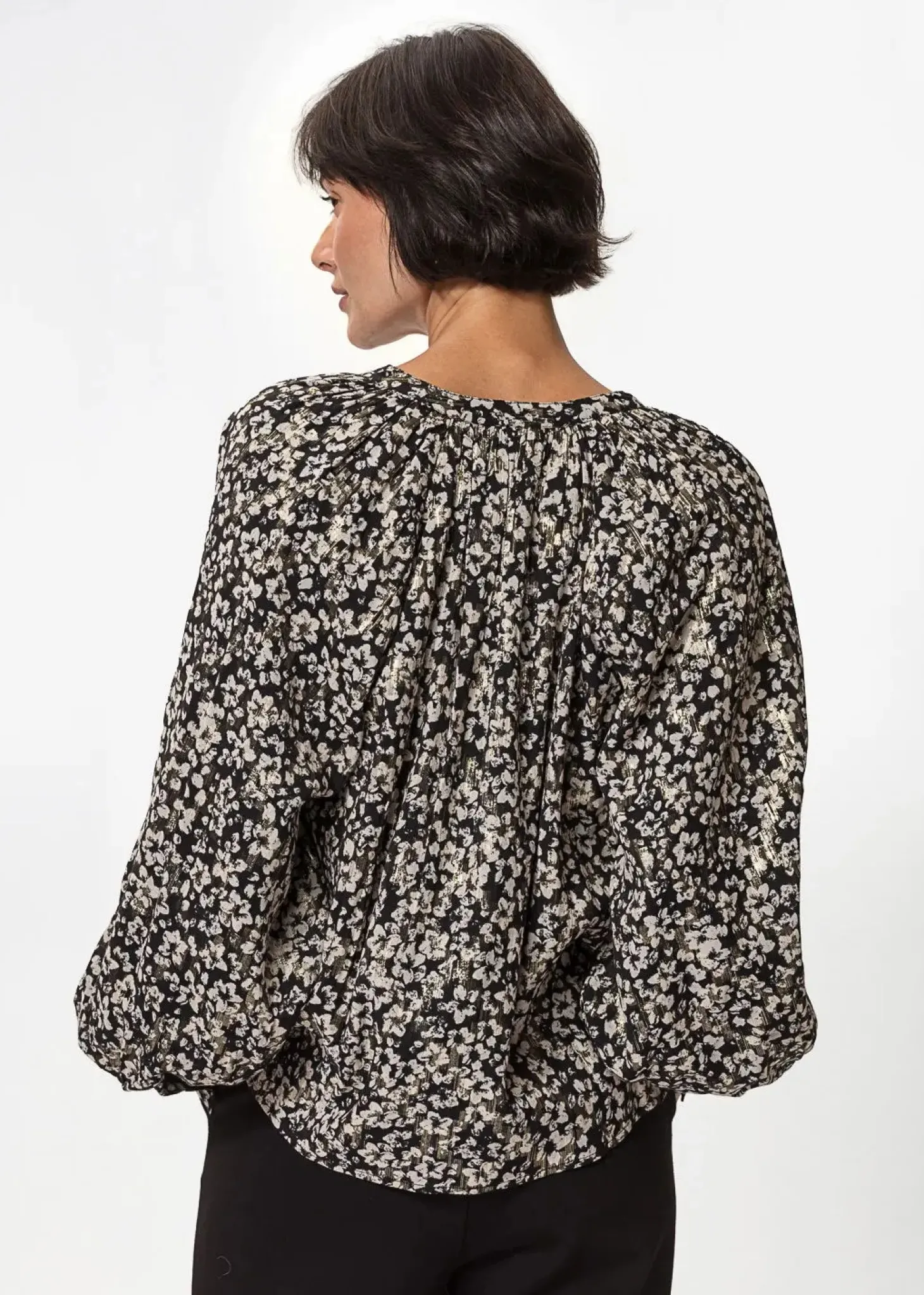 Mönstrad blus