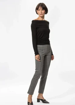 Svart off-shoulder topp