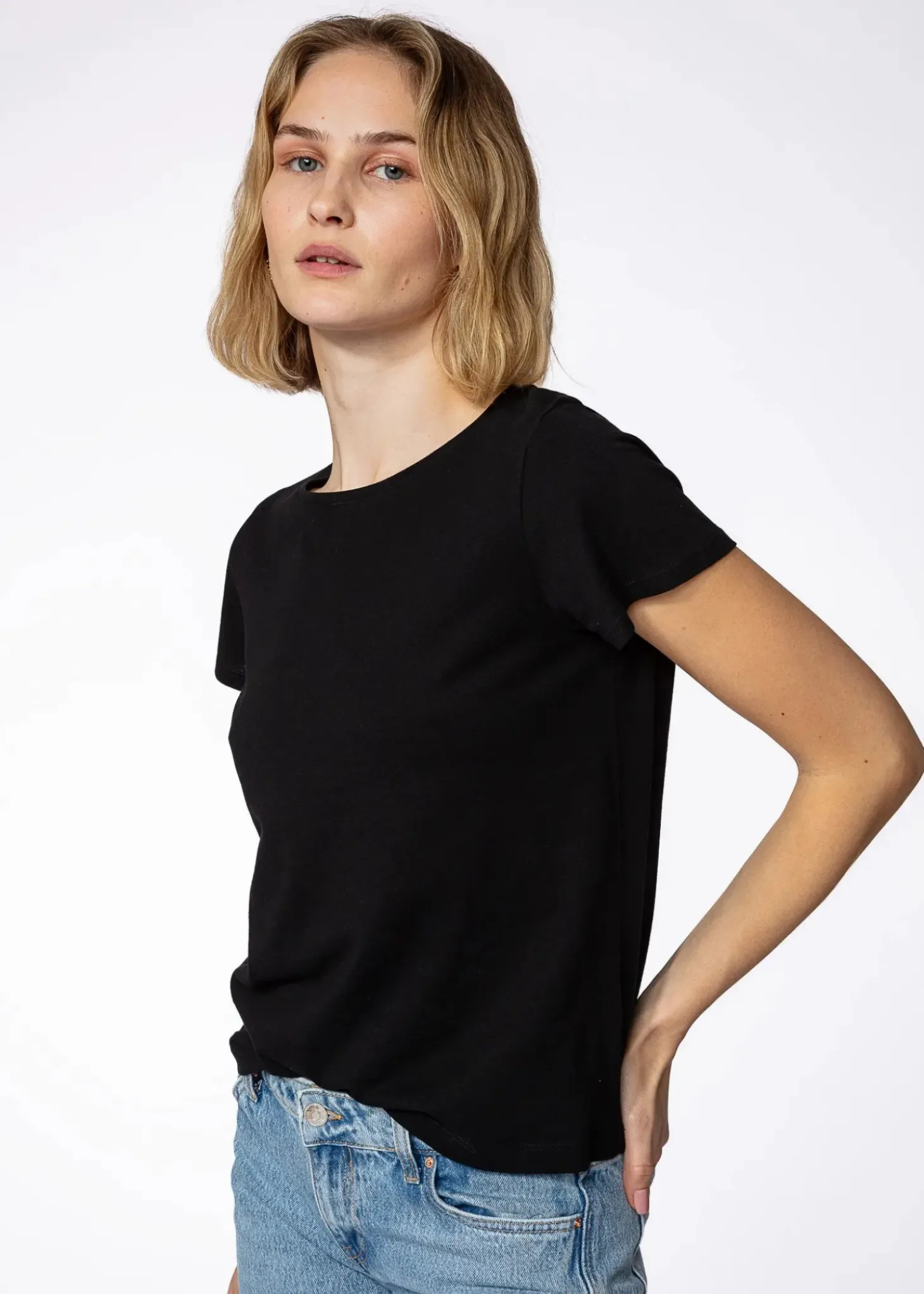 Svart T-shirt i bomull